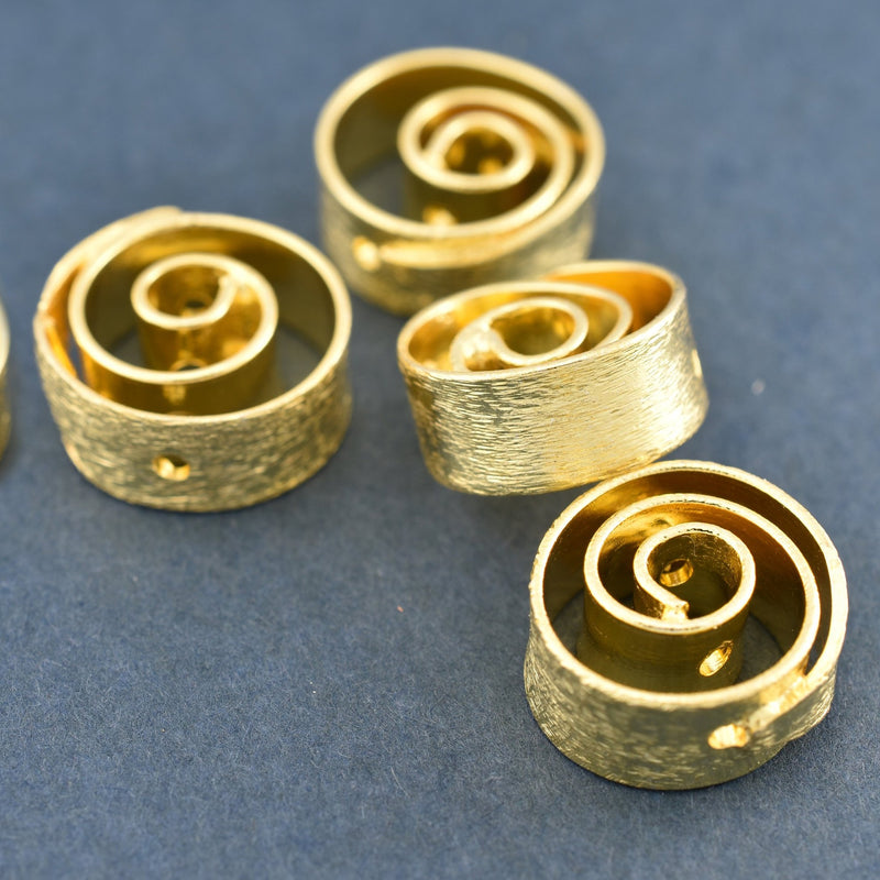 8mm -8pc Gold Spiral Beads