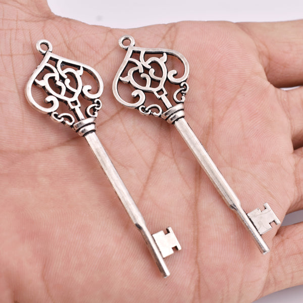 Antique Silver Plated Vintage Skeleton Keys Charms