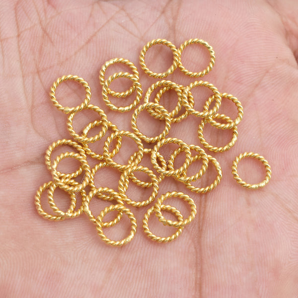 8mm Gold Plated 17 AWG Twisted Wire Closed Jump Rings