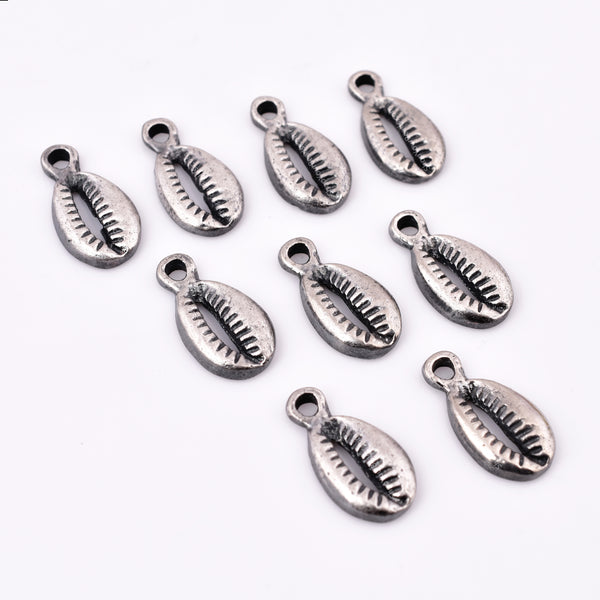 Antique Silver Plated Sea Shell Pendants Charms - 22mm