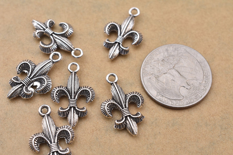 Antique Silver Plated French Lily Flower Fleur de Lis Charms