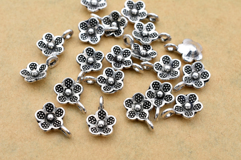 Antique Silver Pendant Charms For Jewelry Makings 